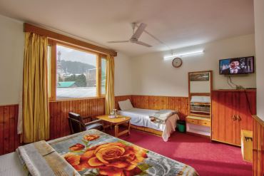 Hotel Monarch Manali